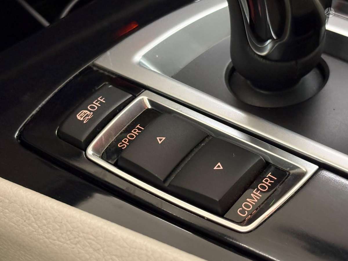 BMW 520, 2.0 l., Седан