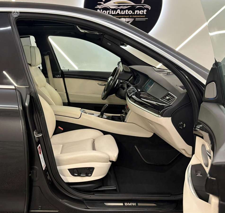 BMW 520, 2.0 l., Седан