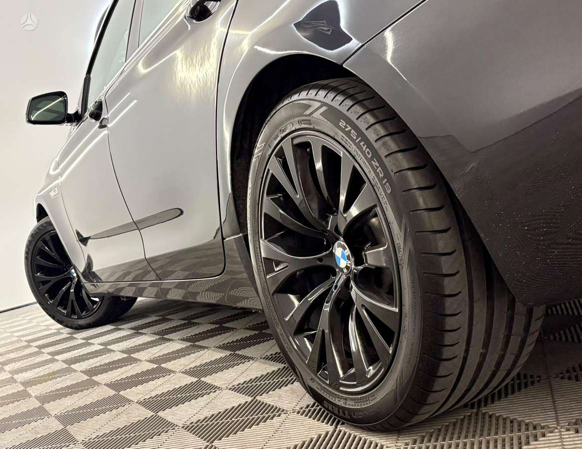 BMW 520, 2.0 l., Седан