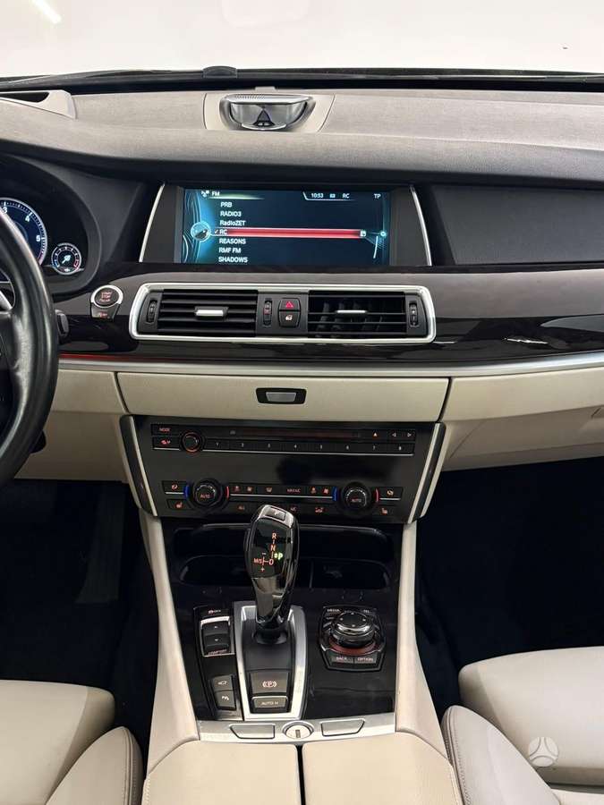 BMW 520, 2.0 l., Седан
