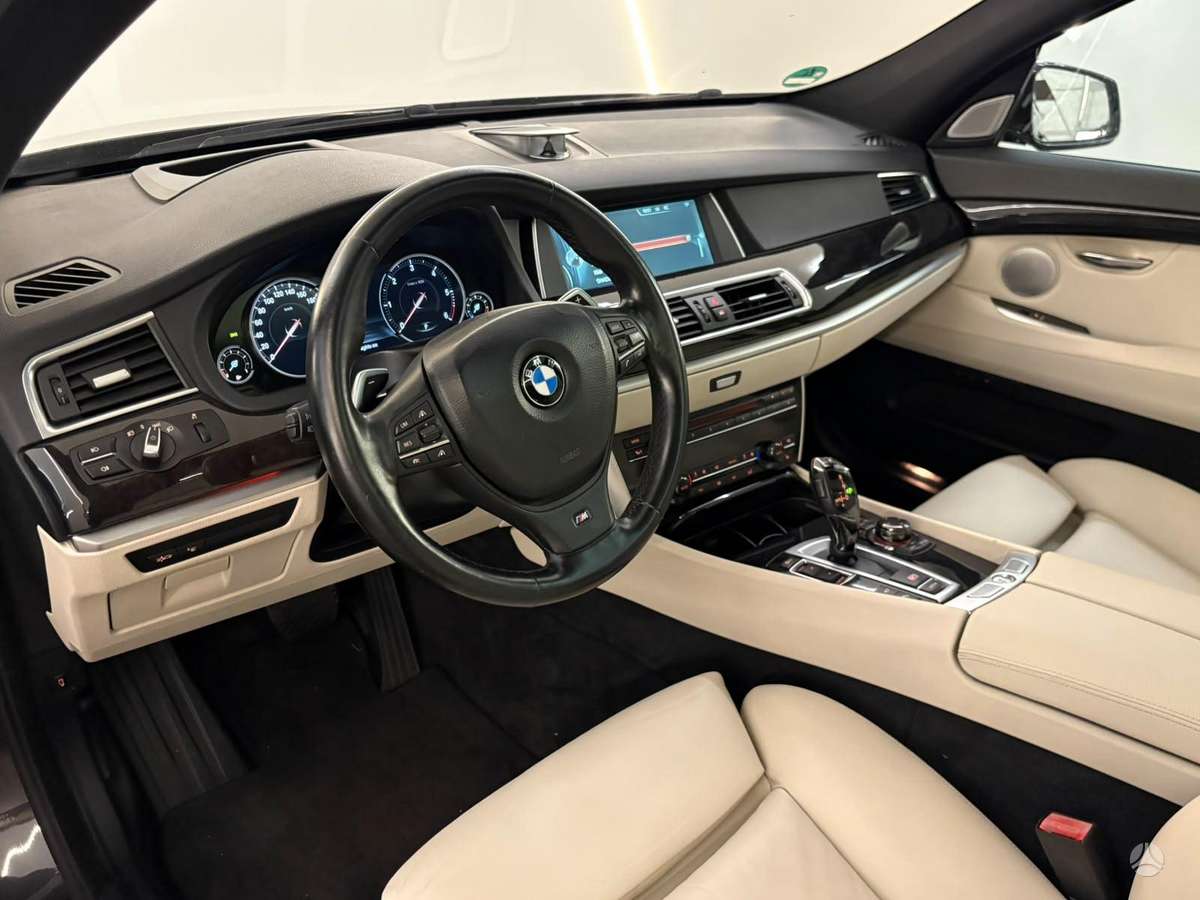 BMW 520, 2.0 l., Седан