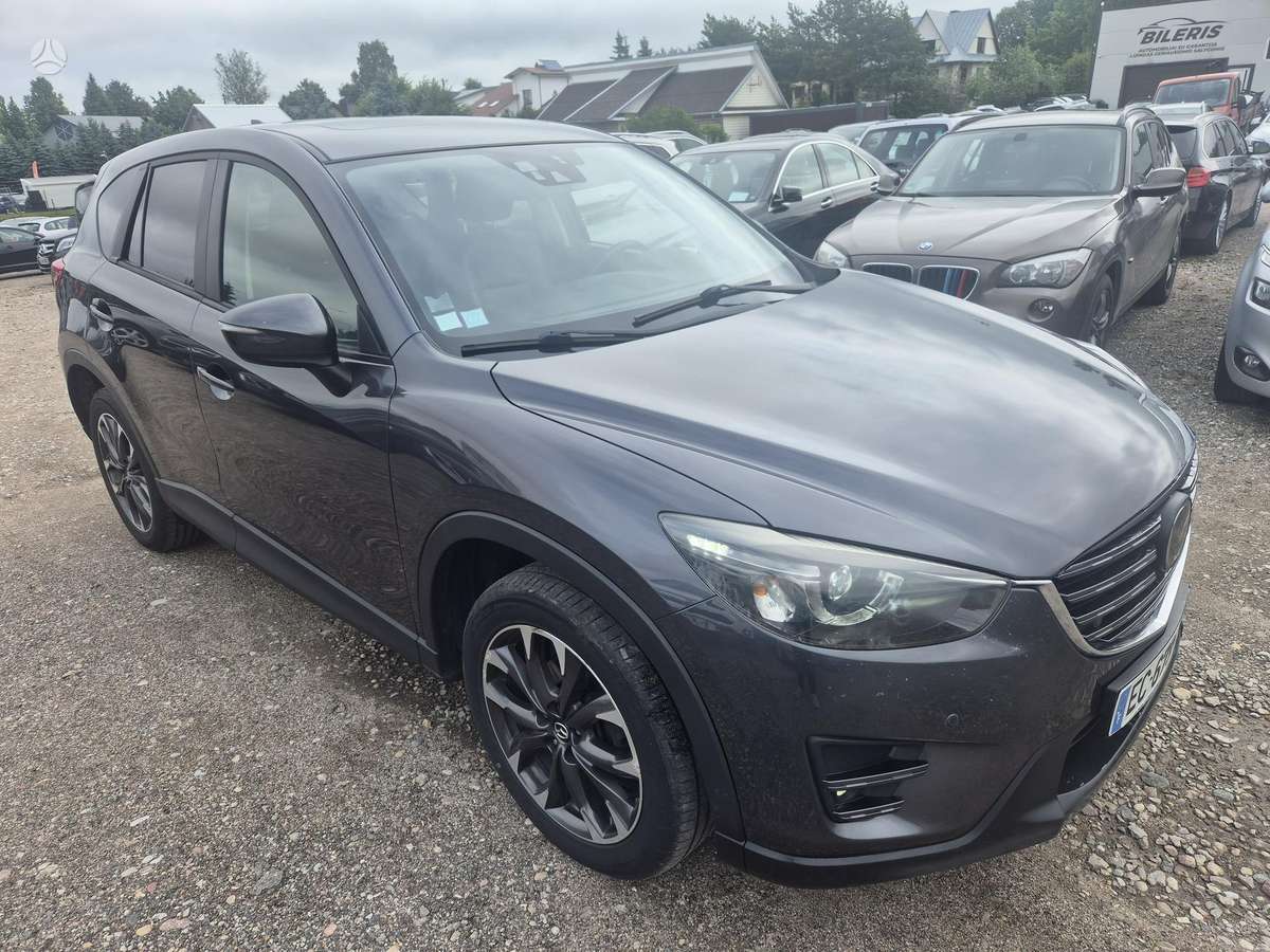 Mazda CX-5, 2.2 l., off-road / crossover