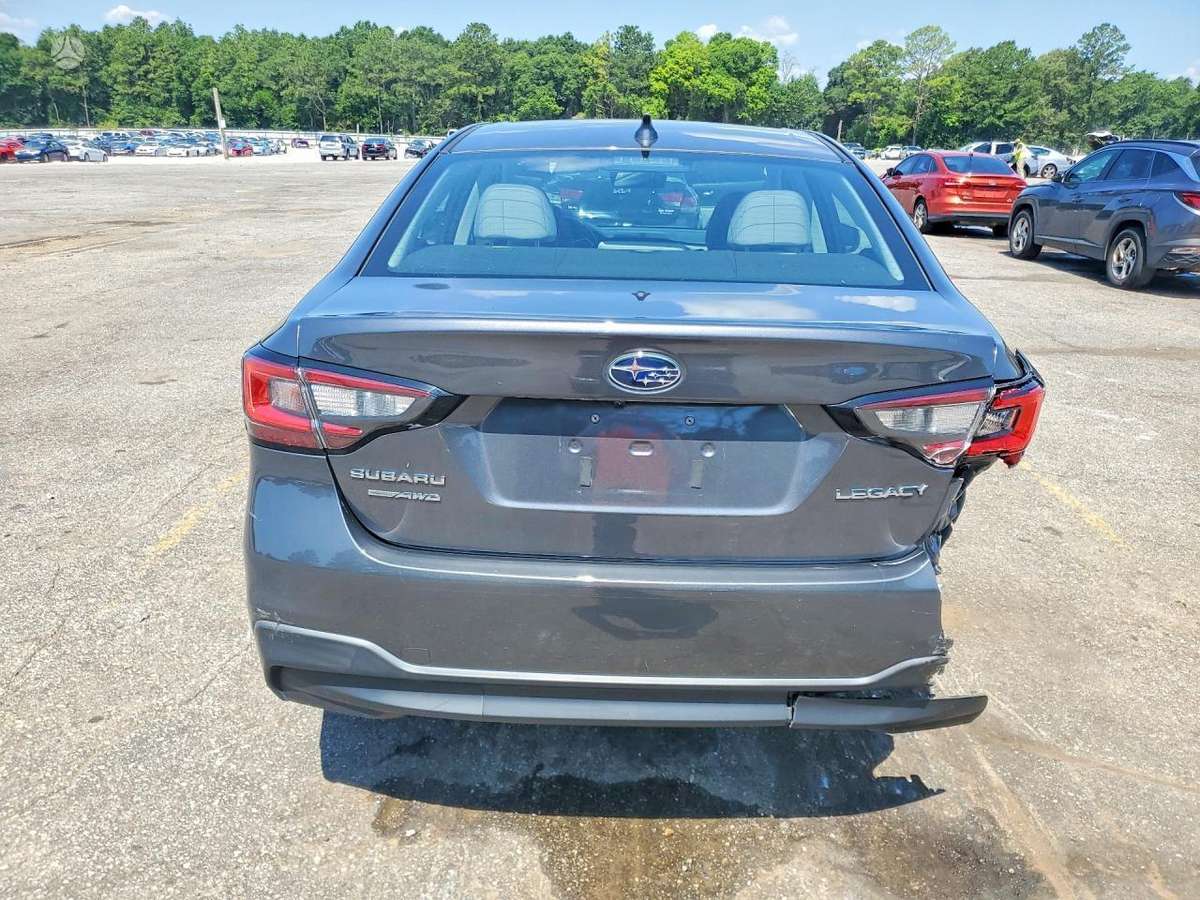 Subaru Legacy - 6