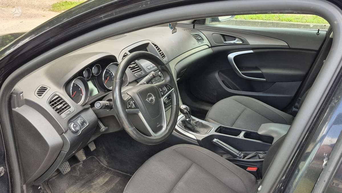 Opel Insignia, 2.0 l., Универсал