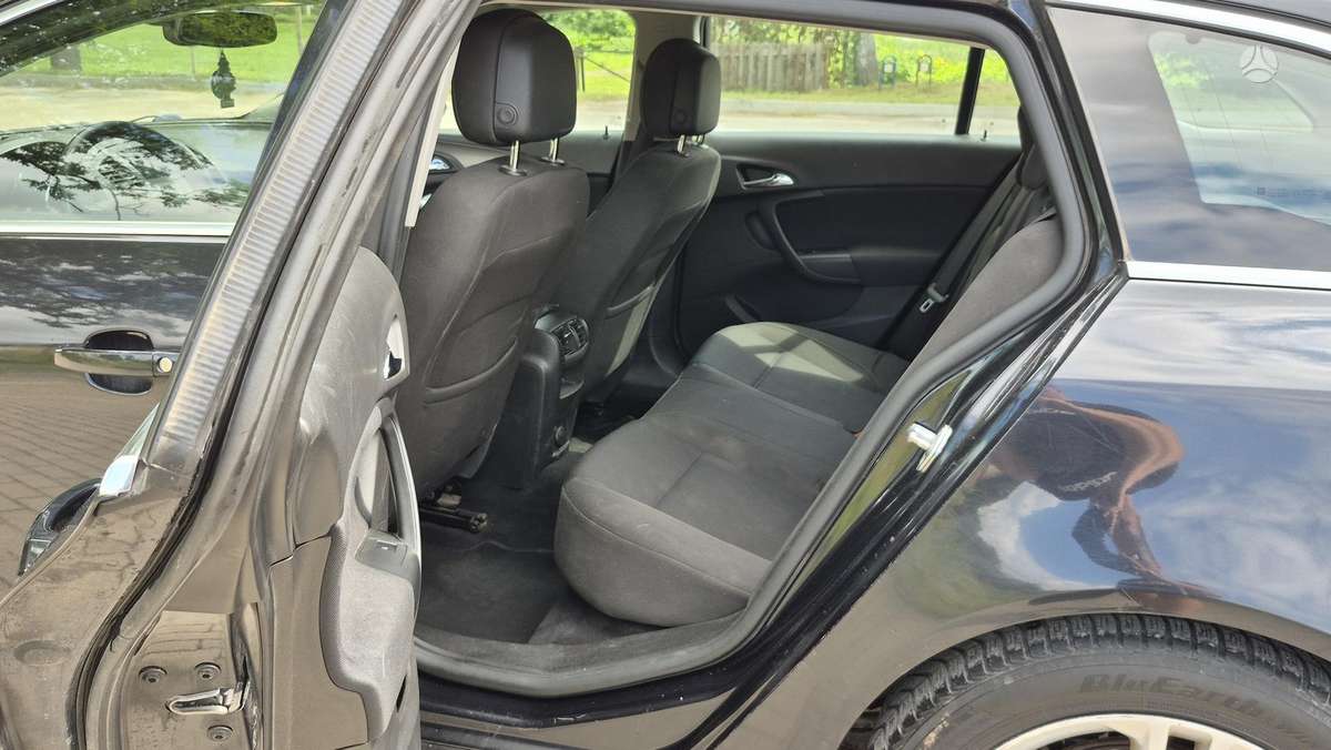 Opel Insignia, 2.0 l., Универсал