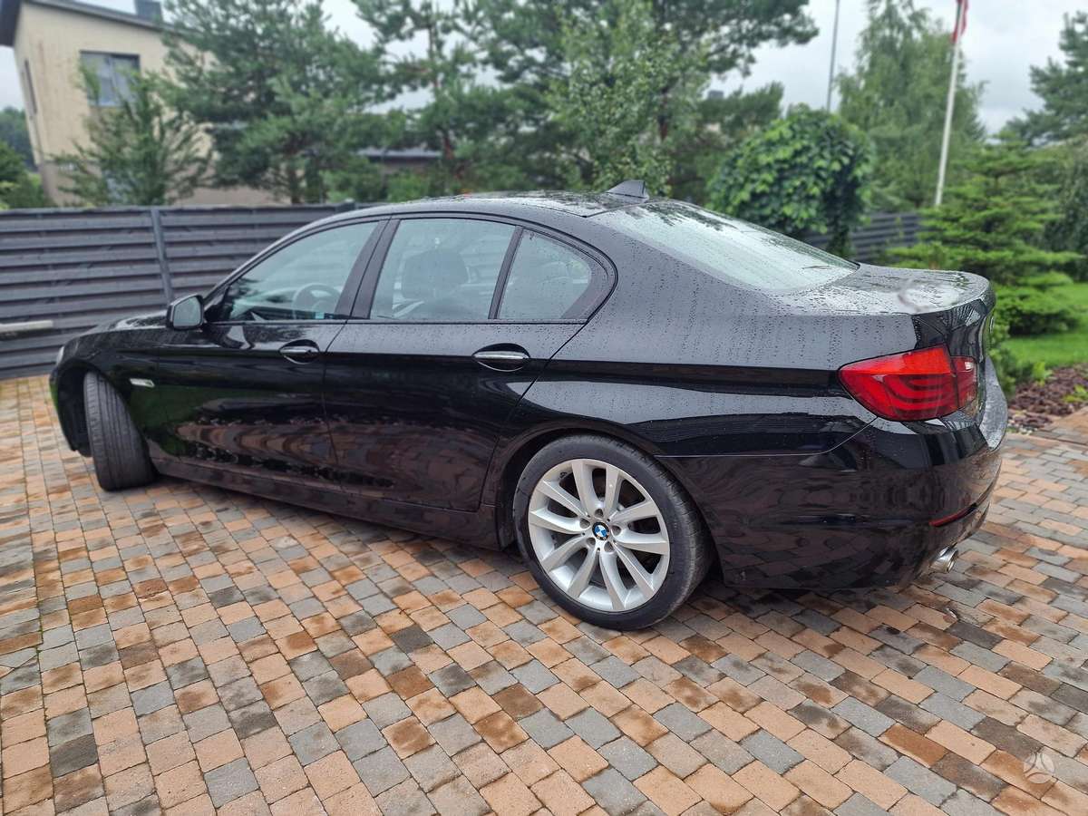 BMW 535, 3.0 l., Седан