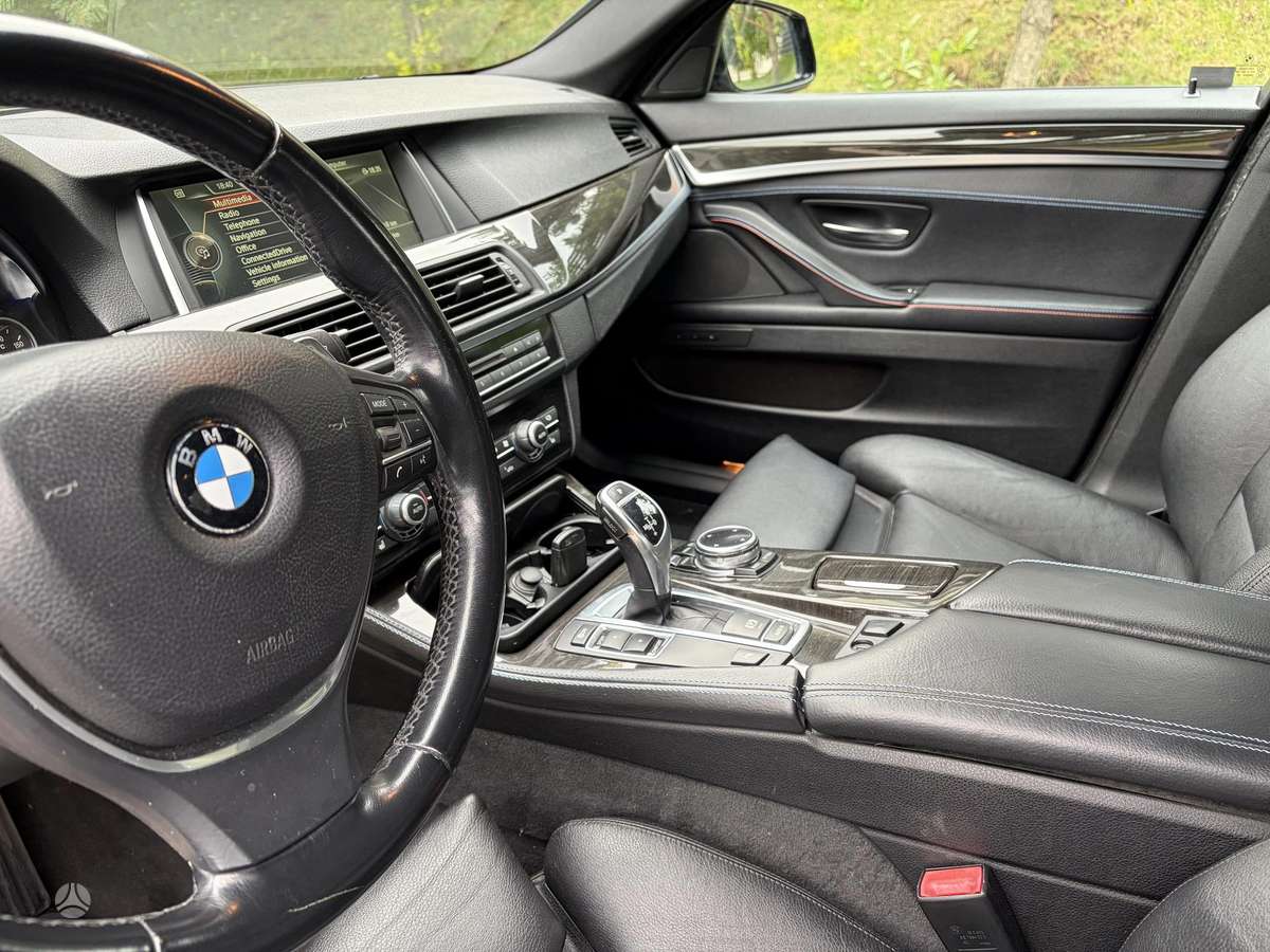BMW 535, 3.0 l., Седан