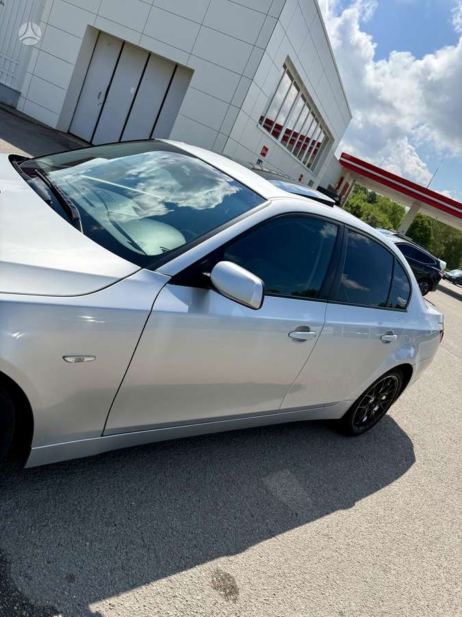 BMW 530, 3.0 l., Седан