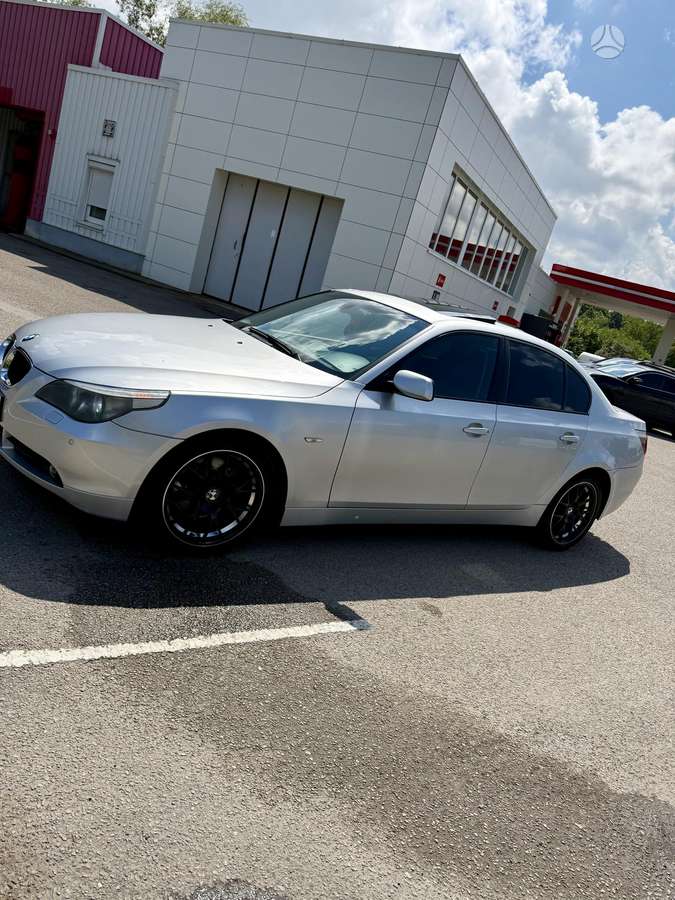 BMW 530, 3.0 l., Седан