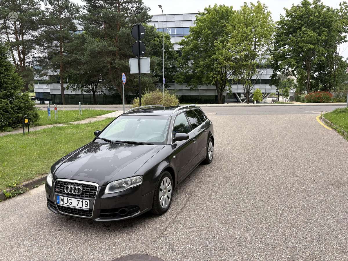 Audi A4, 3.0 l., universalas