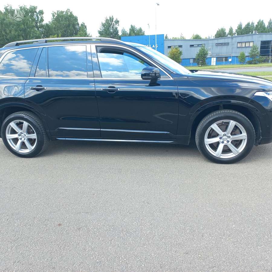 Volvo XC90 - 3