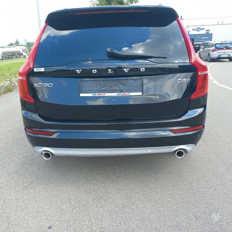 Volvo XC90 - 8