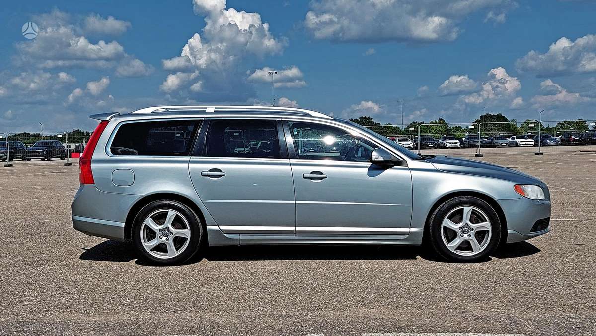 Volvo V70, 2.4 l., Универсал