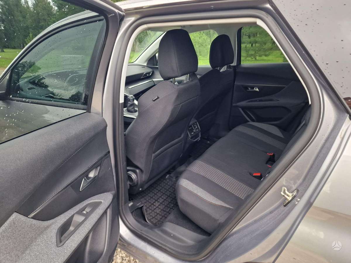 Peugeot 3008 - 11
