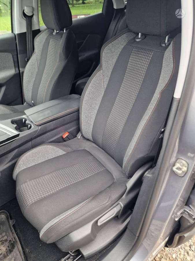 Peugeot 3008 - 10