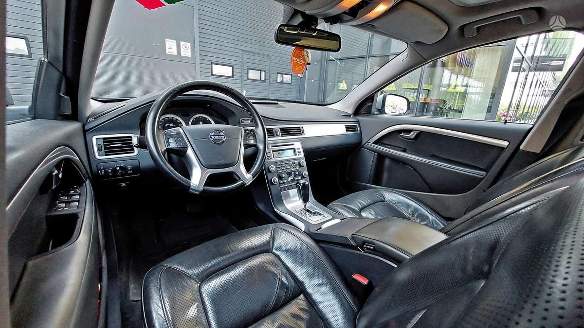 Volvo V70, 2.4 l., Универсал