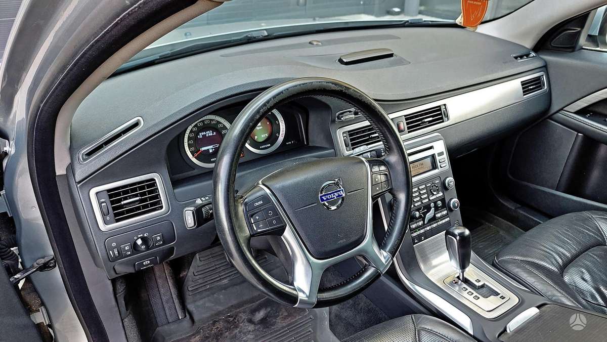 Volvo V70, 2.4 l., Универсал