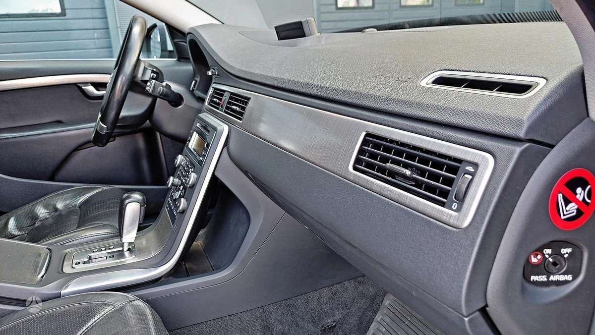 Volvo V70, 2.4 l., Универсал