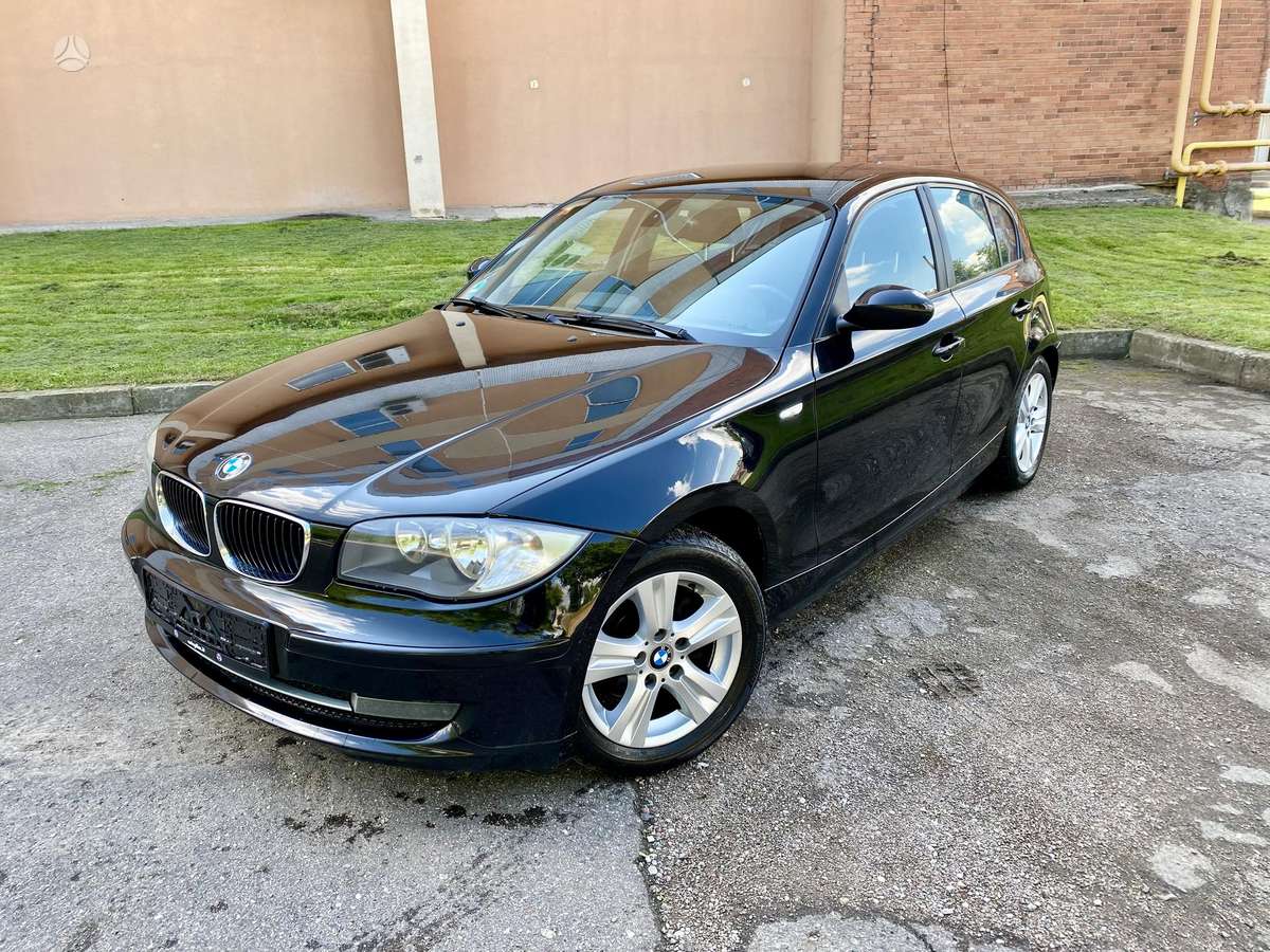 BMW 120, 2.0 l., hatchback