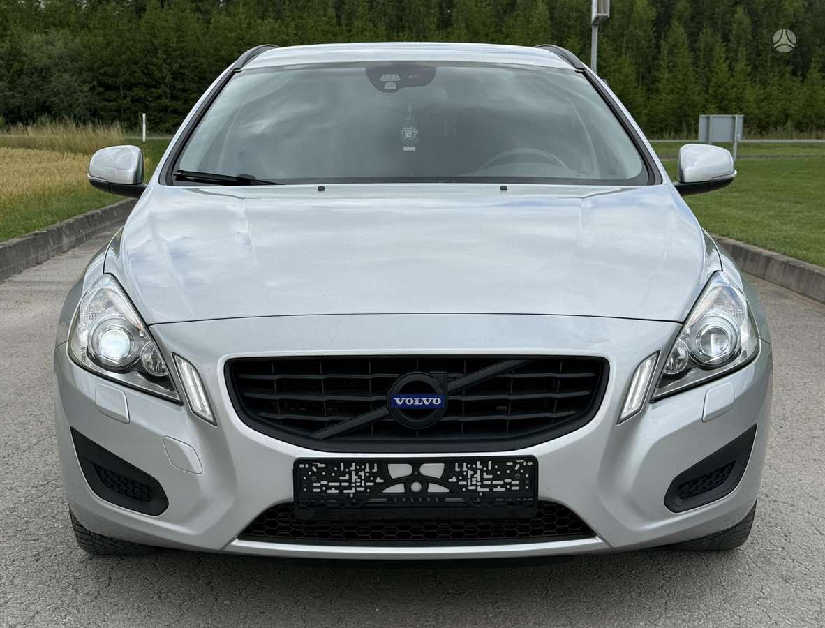 Volvo V60, 2.4 l., universalas