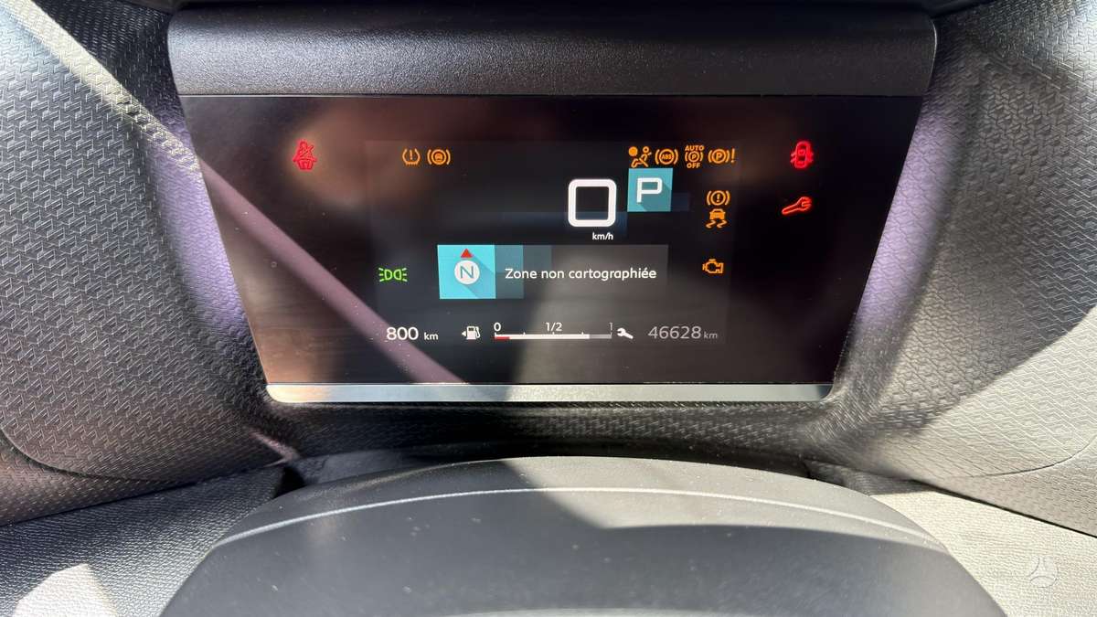 Citroen C4, 1.2 l., Хэтчбек