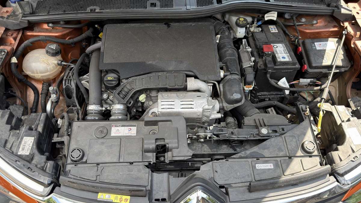 Citroen C4, 1.2 l., Хэтчбек