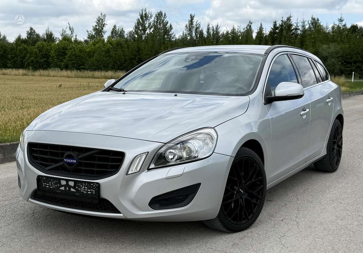 Volvo V60, 2.4 l., universalas