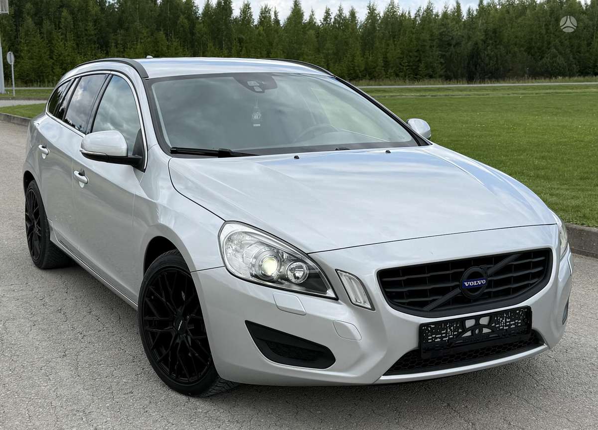 Volvo V60, 2.4 l., universalas