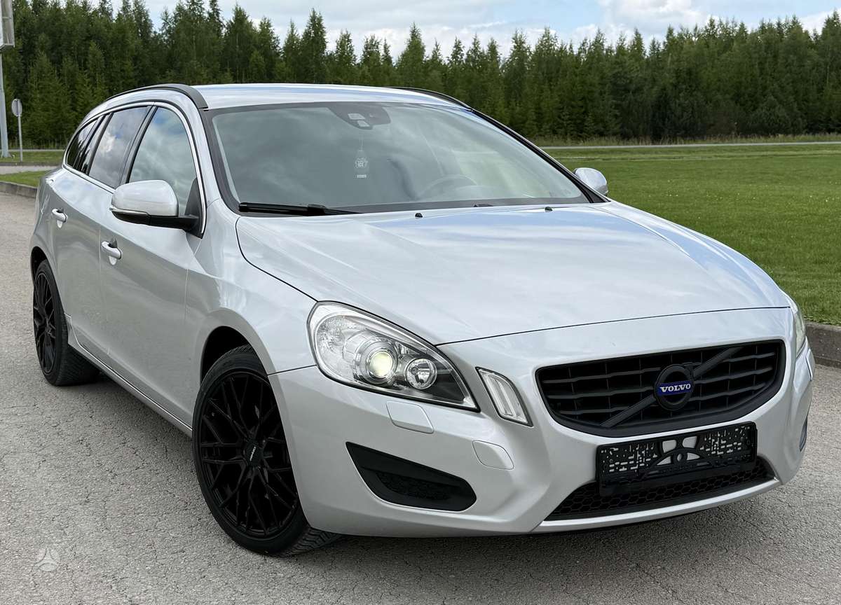 Volvo V60, 2.4 l., universalas