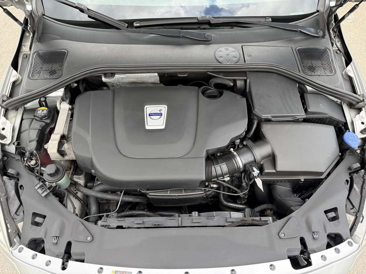 Volvo V60, 2.4 l., universalas