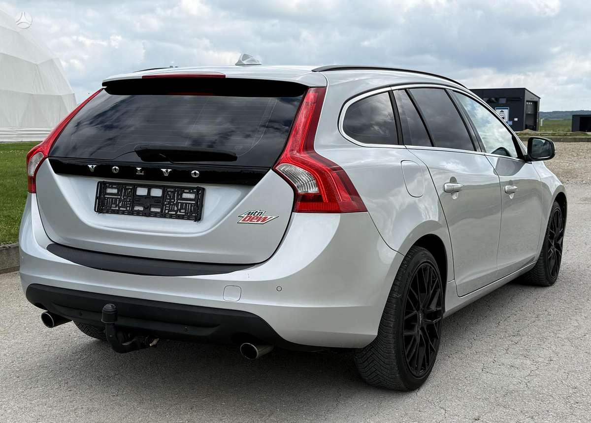 Volvo V60, 2.4 l., universalas