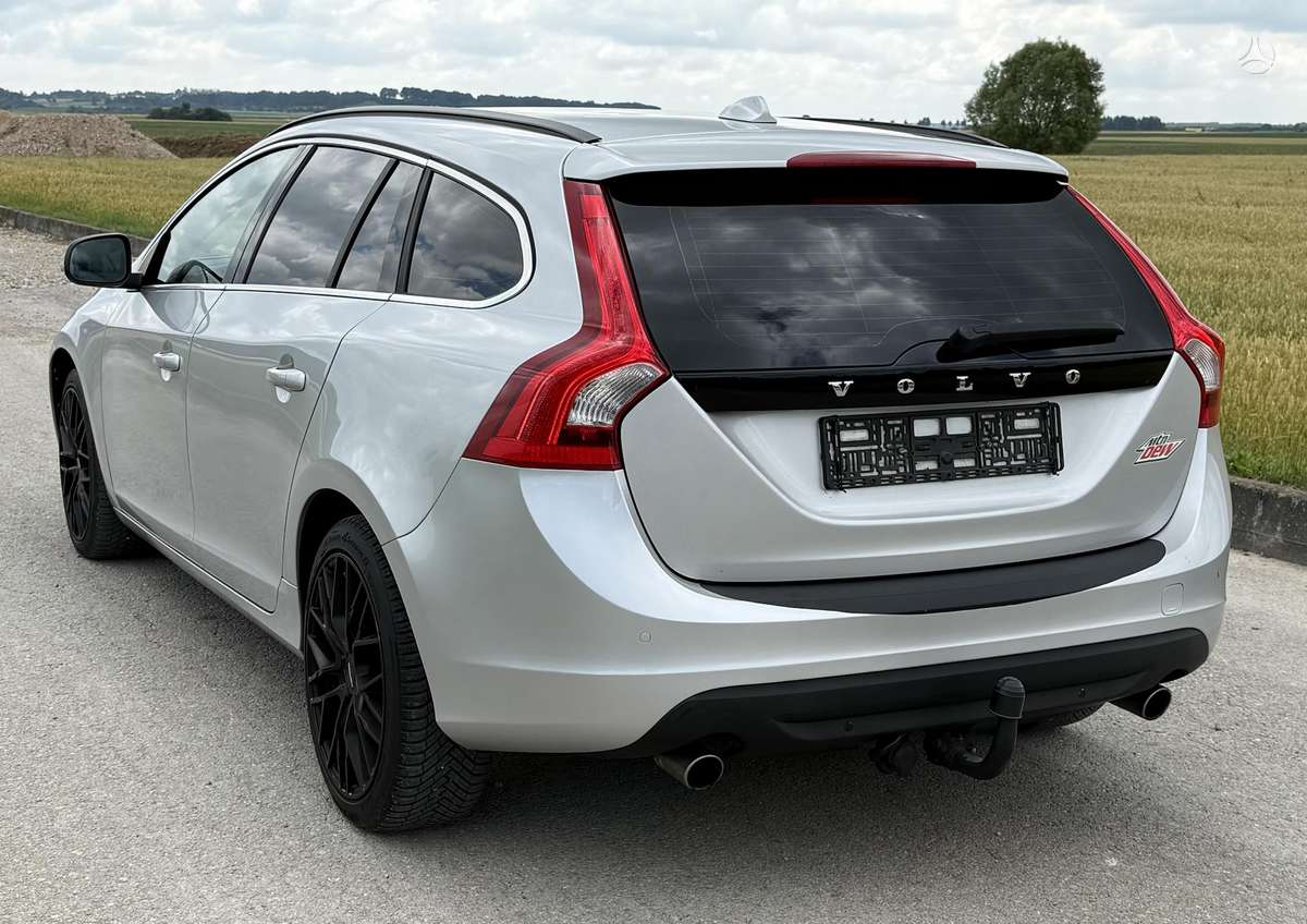 Volvo V60, 2.4 l., universalas
