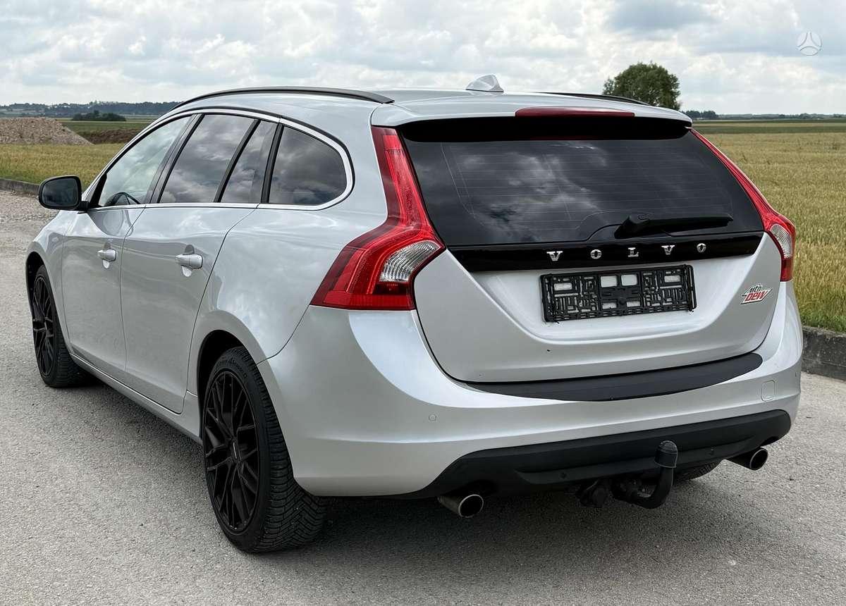 Volvo V60, 2.4 l., universalas