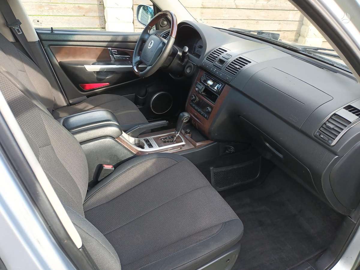 SsangYong Rexton - 8