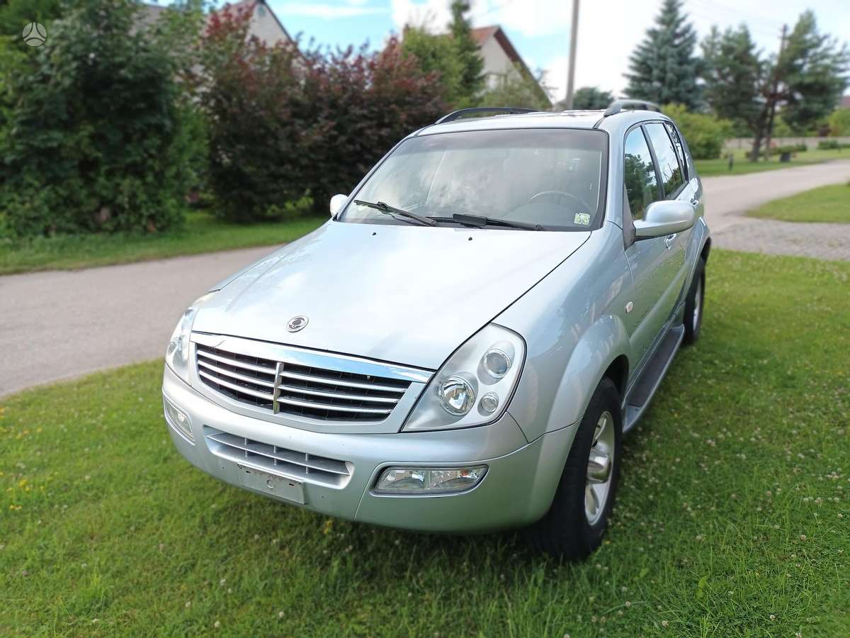 SsangYong Rexton - 4