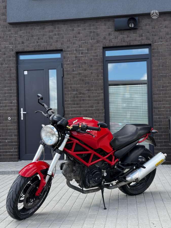 Ducati Monster 695cc, street / classic