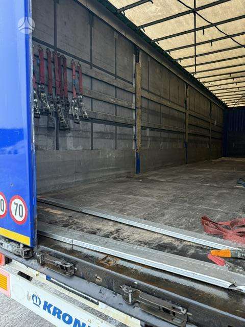 Krone BORTINE, curtain / tarpaulin