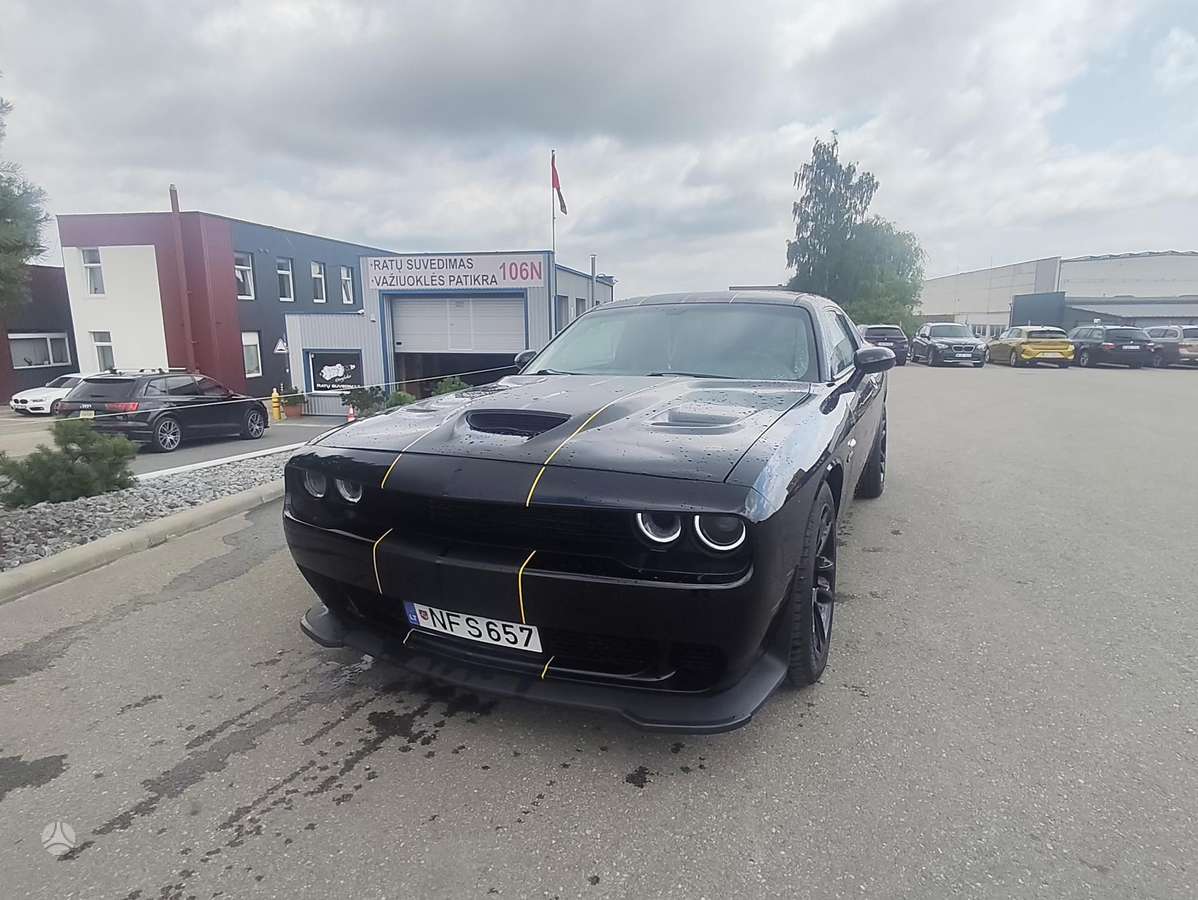 Dodge Challenger, 5.7 l., coupe