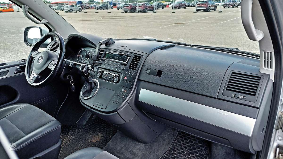 Volkswagen Multivan, 2.0 l., mpv / minivan