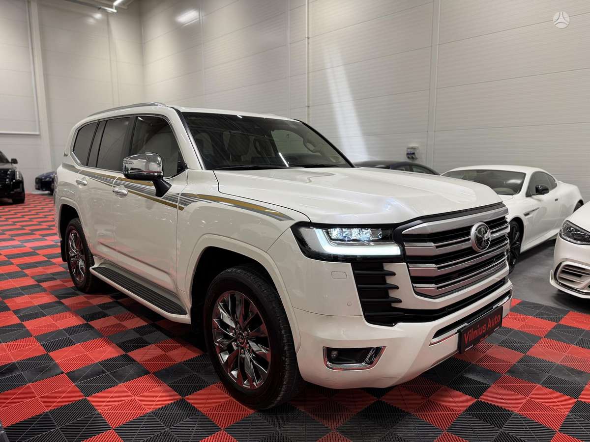 Toyota Land Cruiser - 3