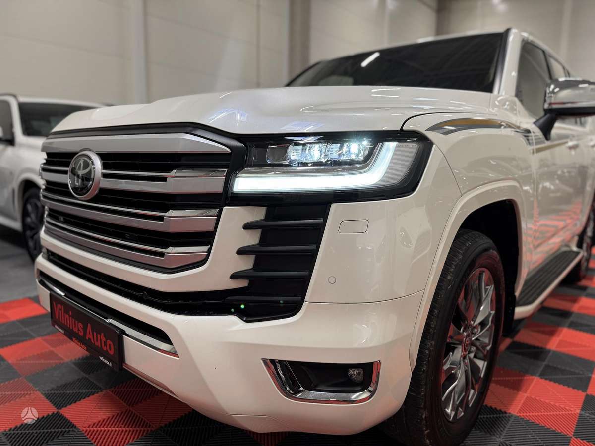 Toyota Land Cruiser - 8