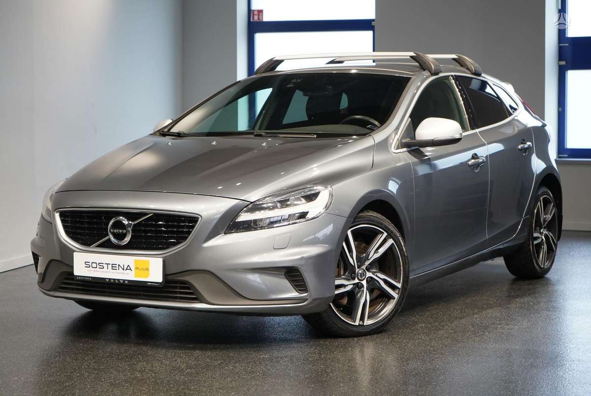 Volvo V40, 2.0 l., hatchback
