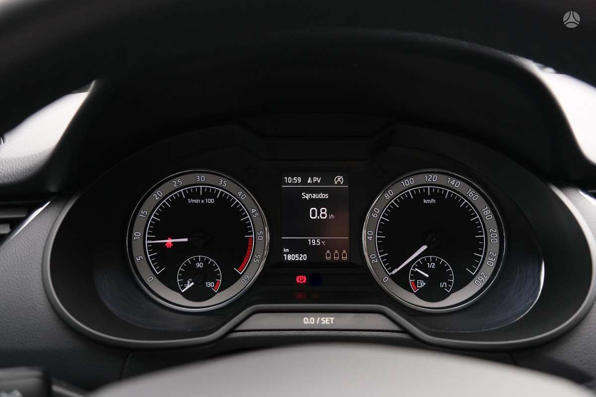 Skoda Octavia, 2.0 l., Хэтчбек