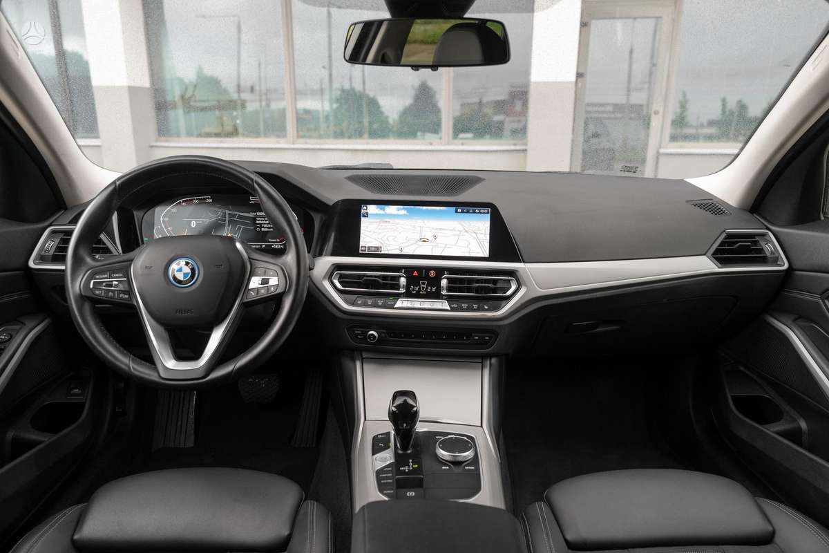 BMW 320, 2.0 l., Универсал