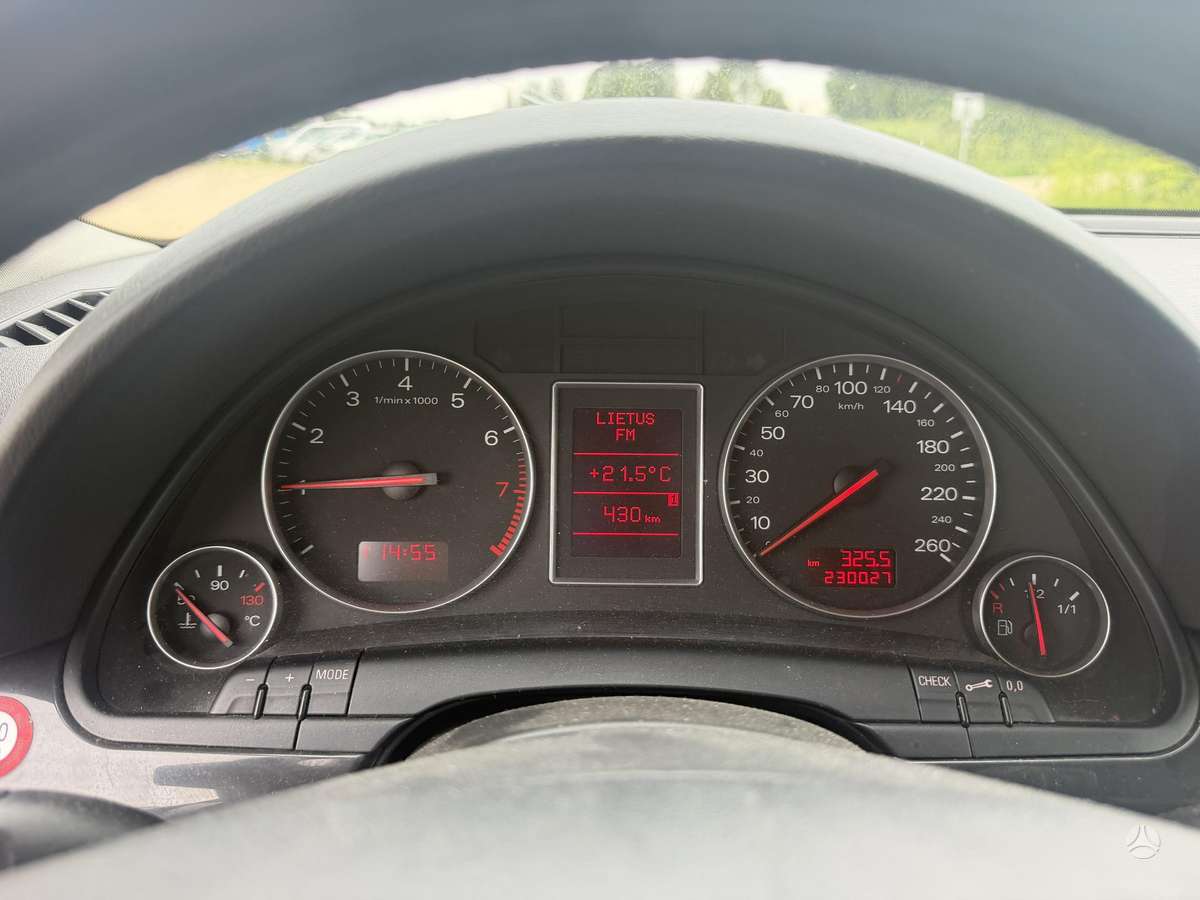 Audi A4, 1.6 l., Седан