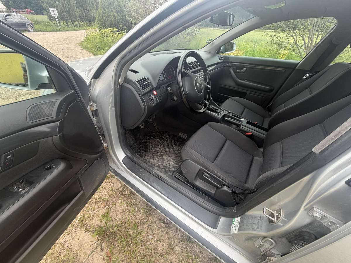 Audi A4, 1.6 l., Седан