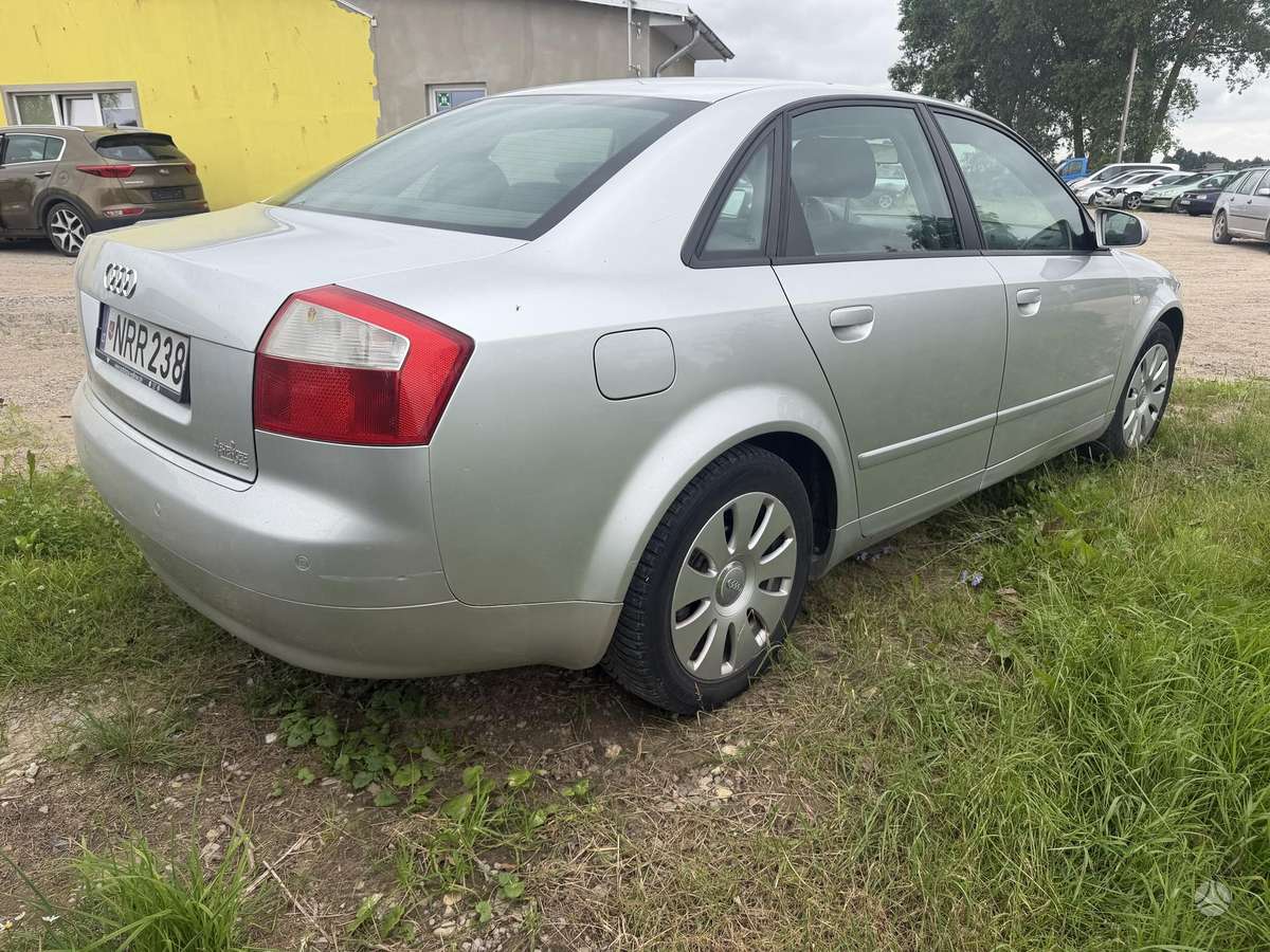 Audi A4, 1.6 l., Седан