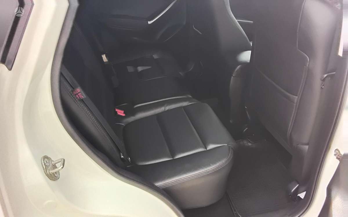 Mazda CX-5, 2.2 l., Внедорожник / Кроссовер