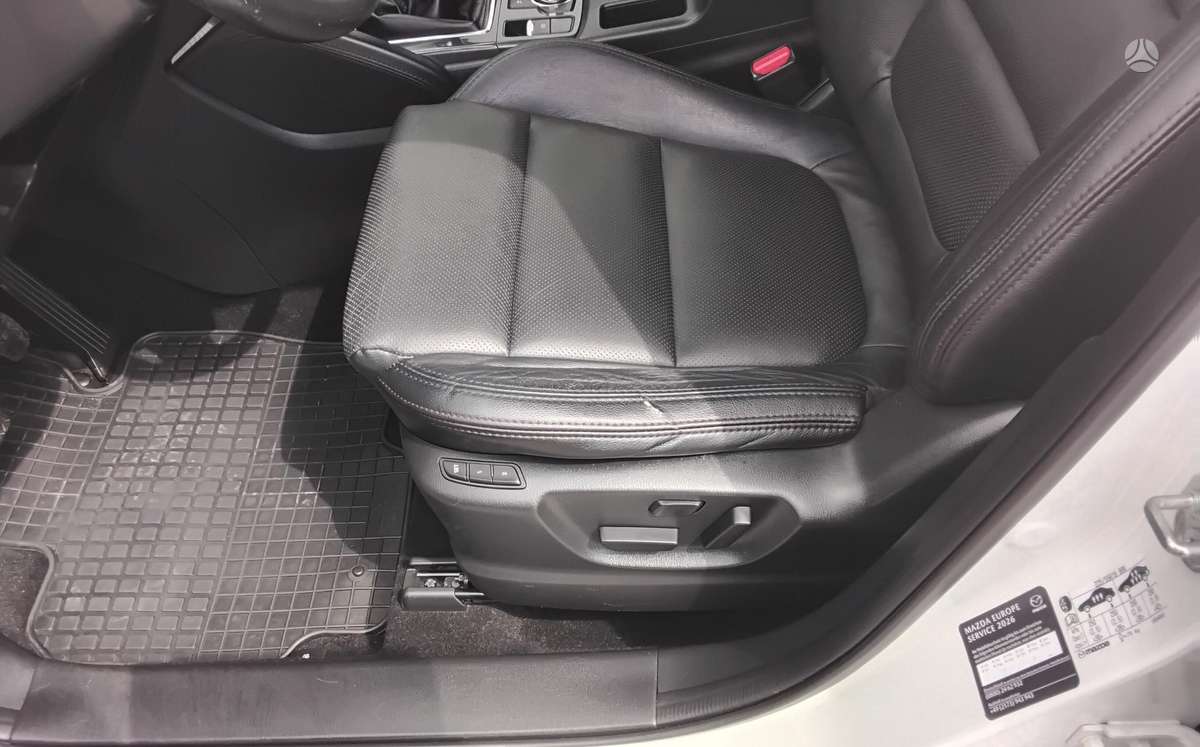 Mazda CX-5, 2.2 l., Внедорожник / Кроссовер