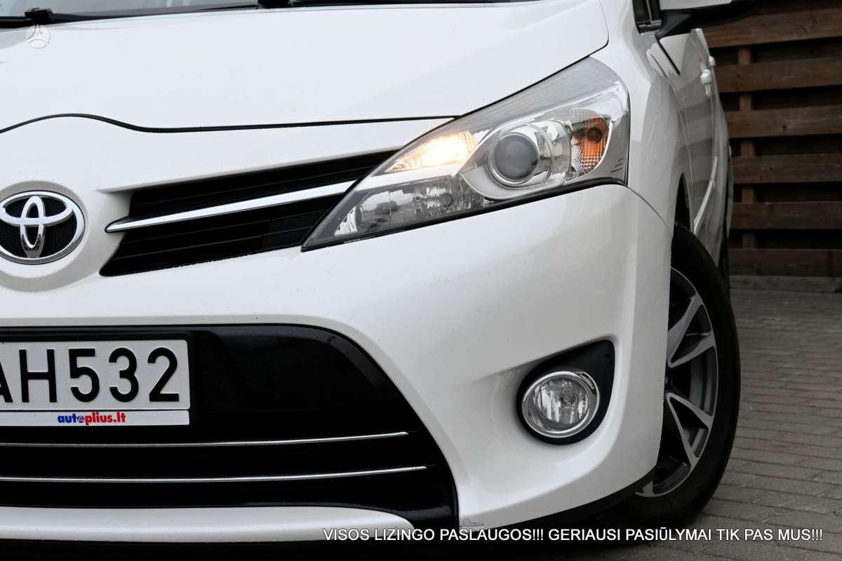 Toyota Verso, 2.0 l., Минивэн